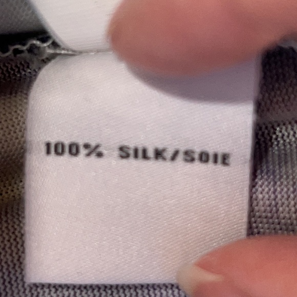 Diane von Furstenberg Wrap Dress, Size 10 - Picture 9 of 9